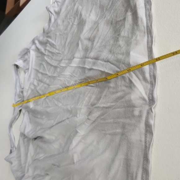 Fabletics Racerback Womens Tank Top Gray Size M Oversized Slouch Front - Picture 7 of 8